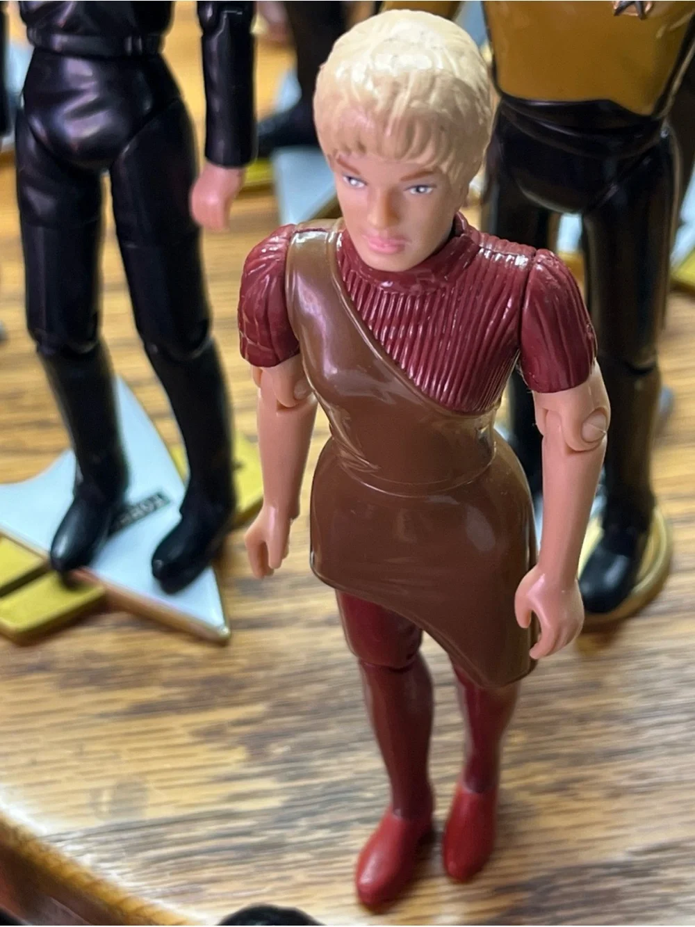 Large lot of Star Trek action figures 33 in the lot